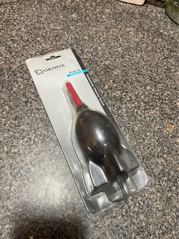 Giotto Rocket Air Blaster (Medium) image indicator(4)