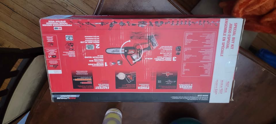 Brand New Milwaukee M18 FUEL HATCHET 8" Pruning Chainsaw With B - photo 2