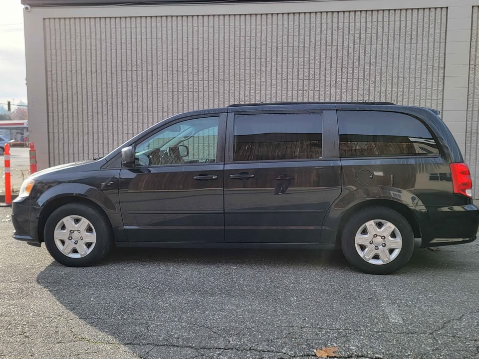 2011 Dodge Caravan - photo 5