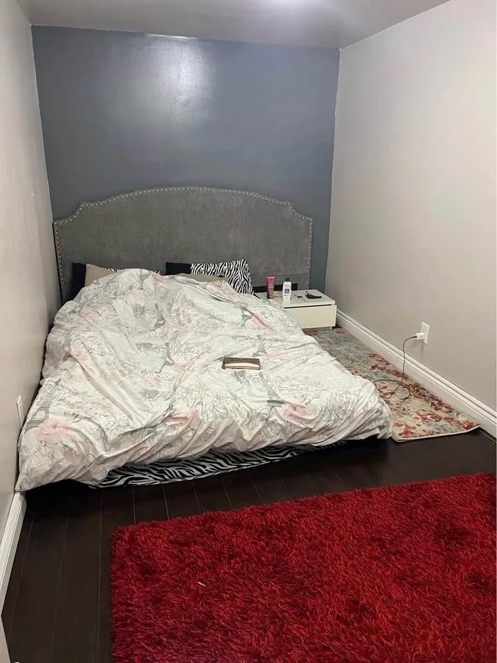 2 Beds 2 Baths - House image indicator(3)