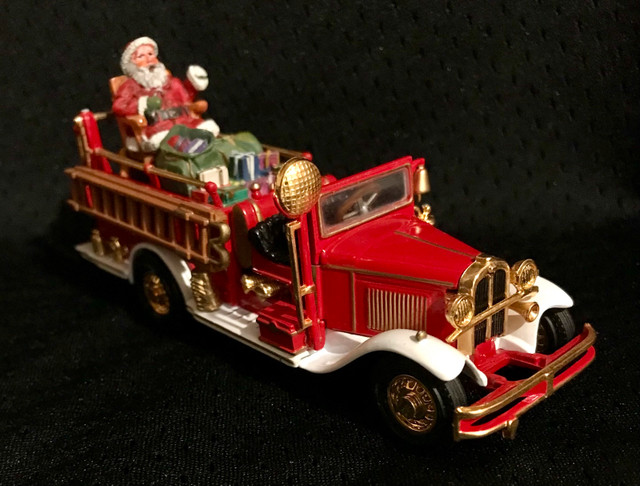 Coca-Cola Diecast Trucks - photo 5