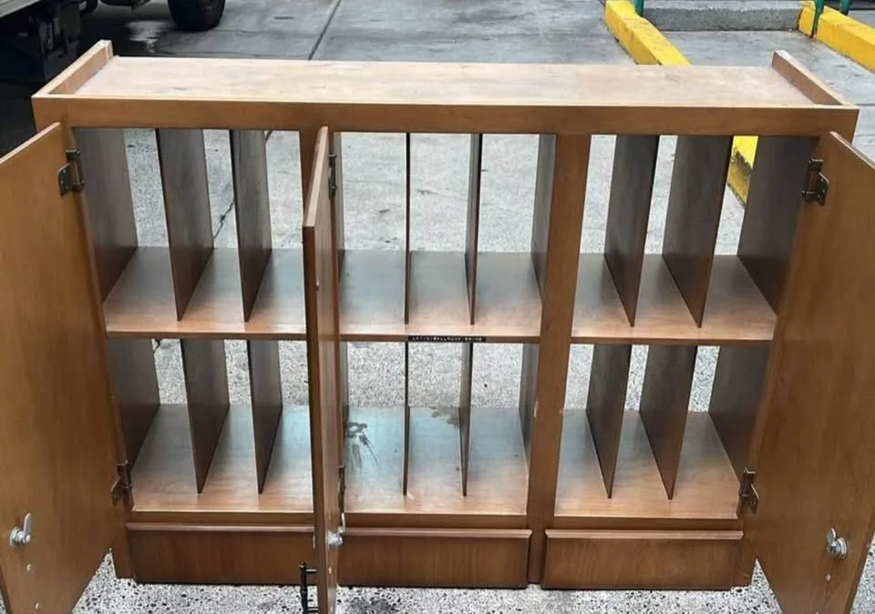 Vintage Vinyl LP Storage Cabinet image indicator(2)