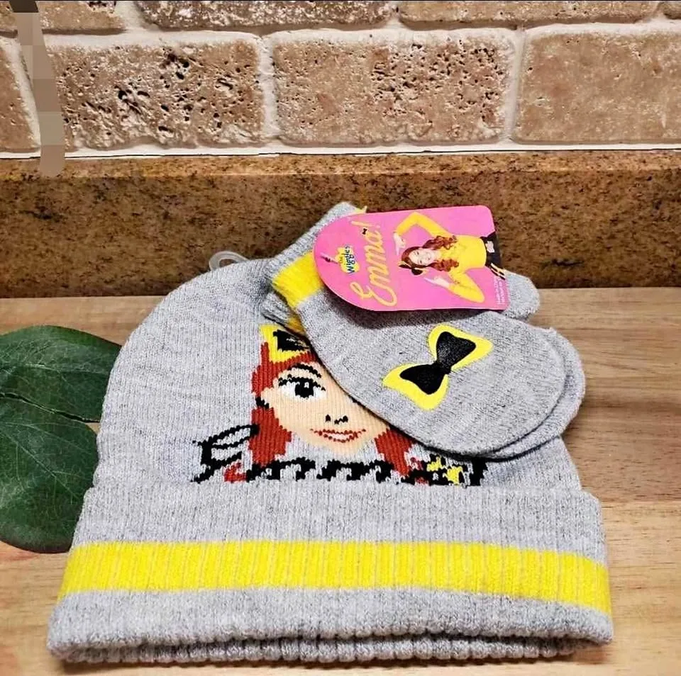 BNWT The Wiggles Emma Hat & Mitts Set - 2-3x thumbnail