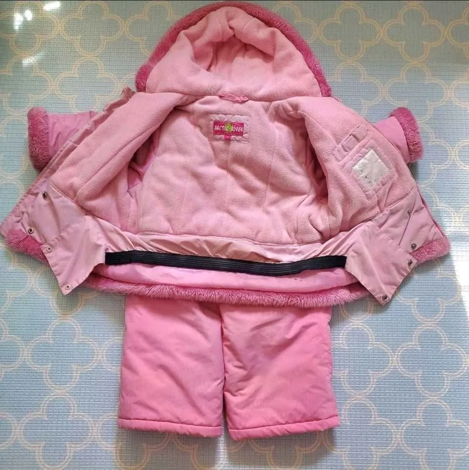 EUC Winter Jacket & Snowpants - 3 image indicator(2)