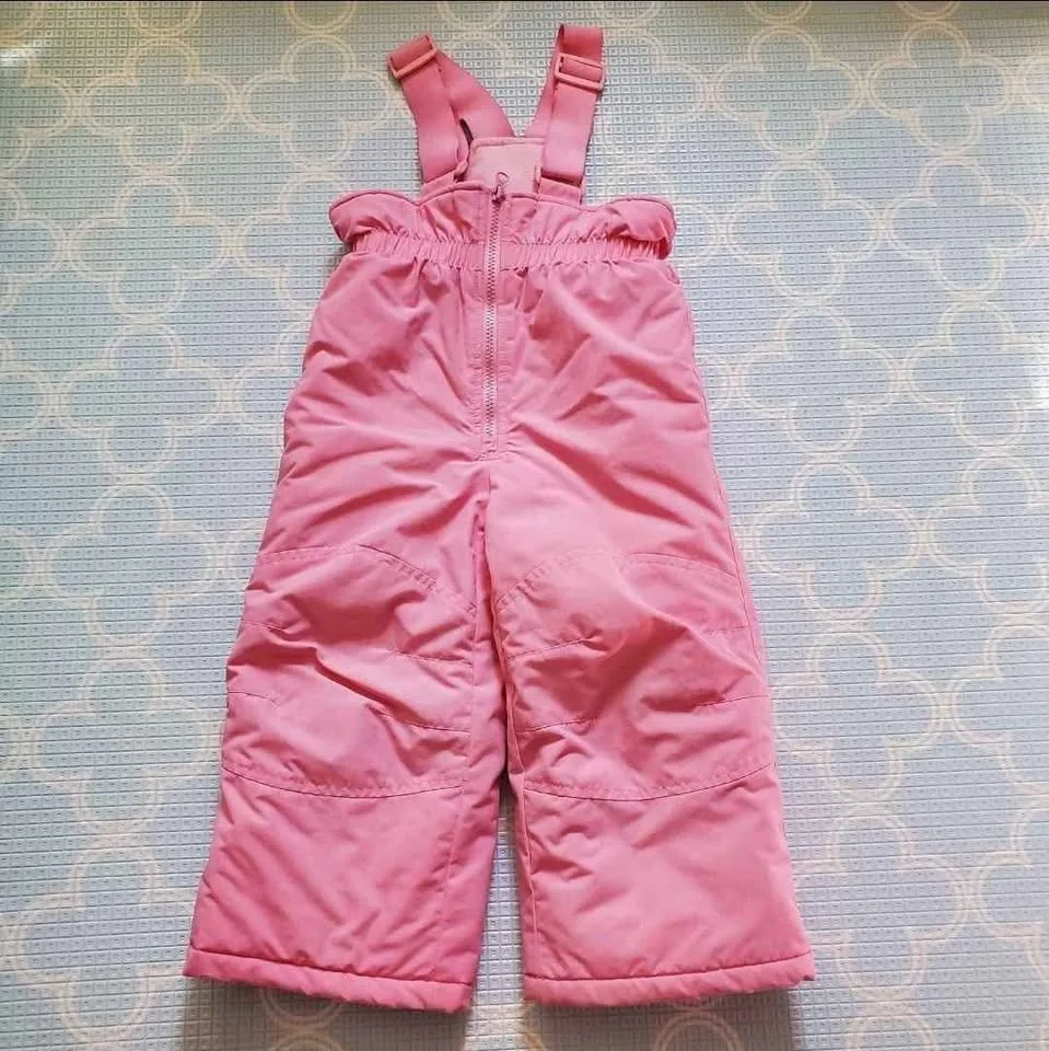 EUC Winter Jacket & Snowpants - 3 image indicator(4)