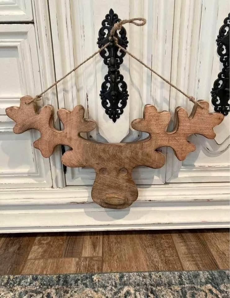Christmas / Reindeer Wooden Wall Hanging Decor