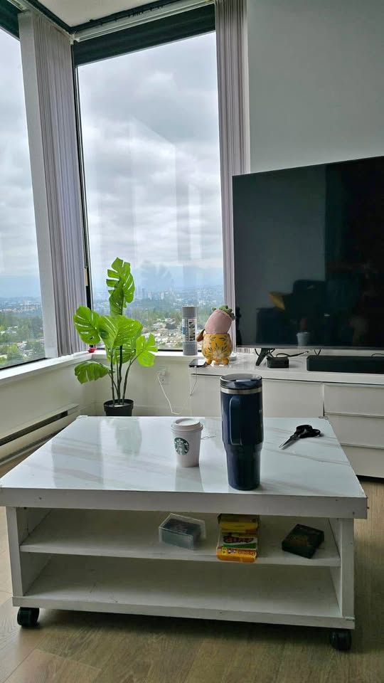 White Center Table
