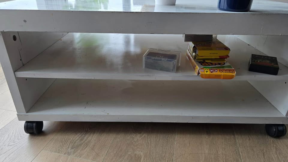 White Center Table - photo 3