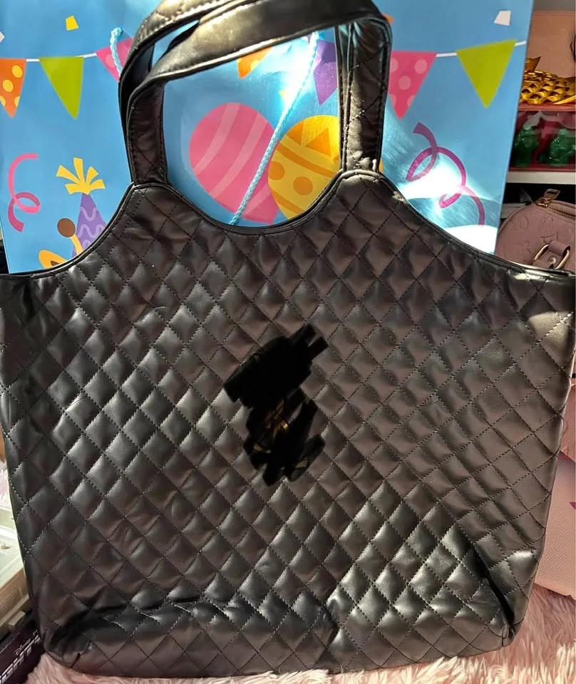 Hobo tote bag thumbnail