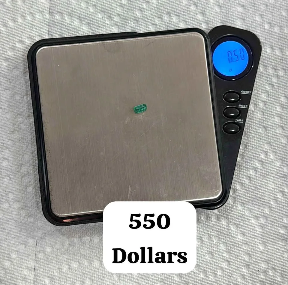 Smeralds and certificate colombia gold thumbnail