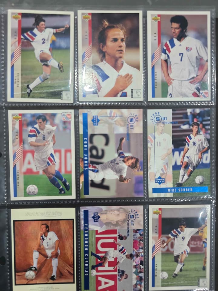 Trading sports cards - photo 5
