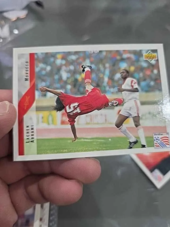 Trading sports cards image indicator(7)