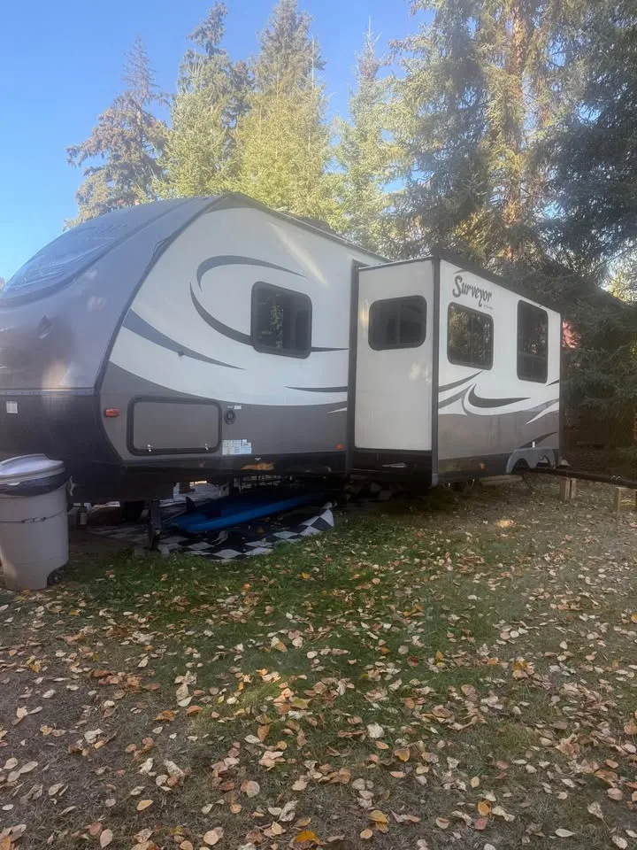 2017 Forest River surveyor 295QBLE image indicator(4)