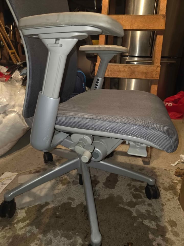 Haworth Zody Office Chair - photo 4