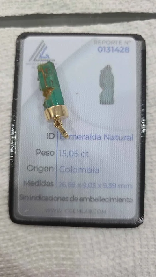 Colombian esmeralds and gold 18k image indicator(5)