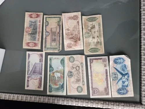 Old Colombia Collection Lot 9 Bills image indicator(5)