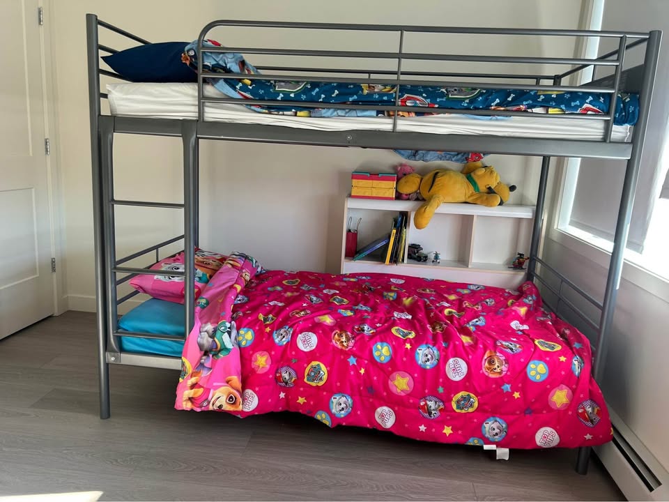 Ikea Svarta steel frame 2 tier silver bunk bed frame - photo 3