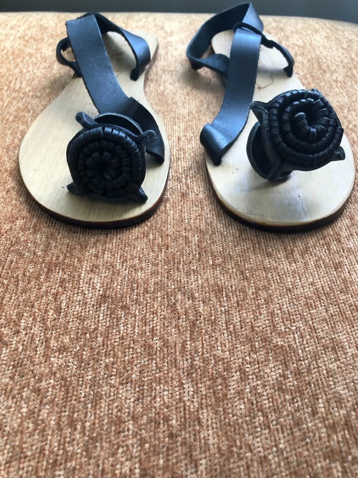 El Marton Half Moon Lili Sandal Size 8.5, 10, 11 OBO - photo 4