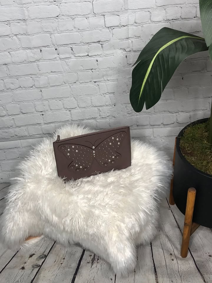 kate spade Larchmont Avenue Butterfly Gia - Warm Beige OBO - photo 2