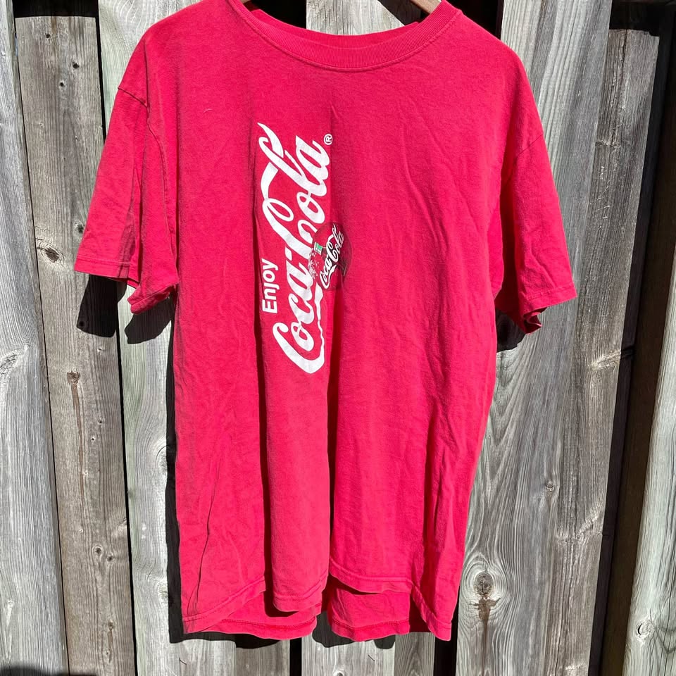 90s Hanes men’s baggy coca cola graphic red t shirt 👕 🥤