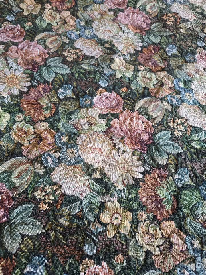 Tapestry tablecloth vintage square floral 47" x 47" beautiful fl - photo 2