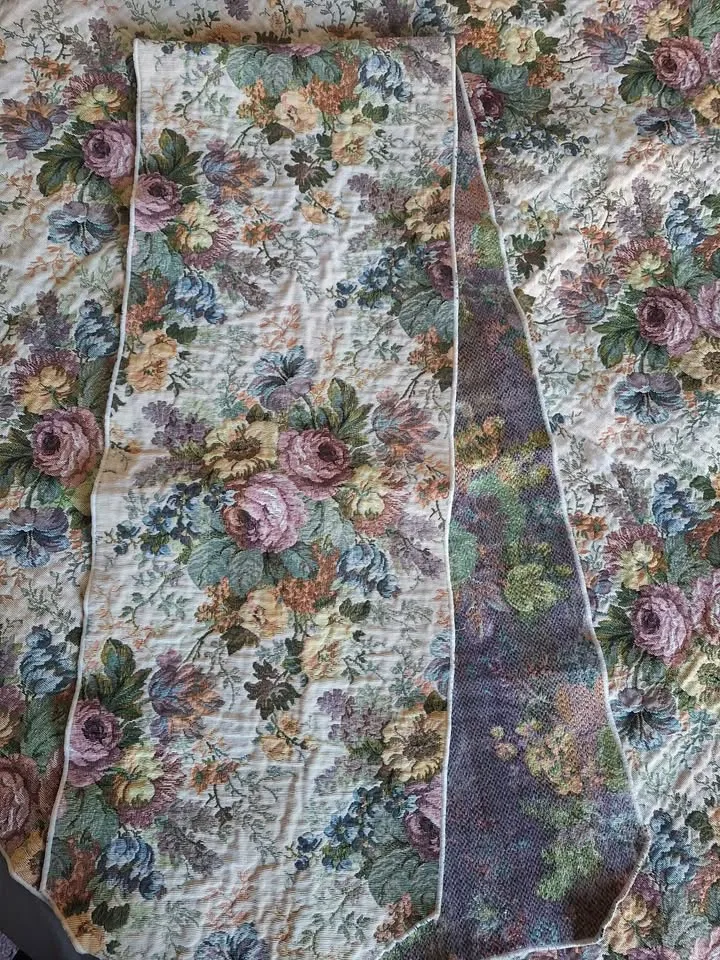 Vtg Tablecloth Square French Country Woven Tapestry Floral 47" image indicator(7)