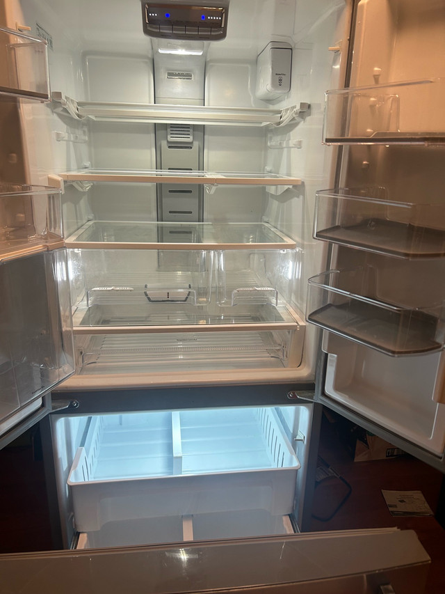 KitchenAid 30" FrenchDoor fridge with Water Dispenser - photo 4