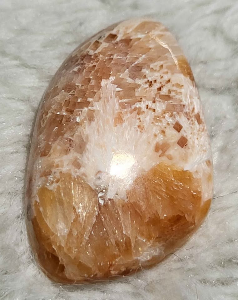 Pink Scolecite Cabochon - photo 2