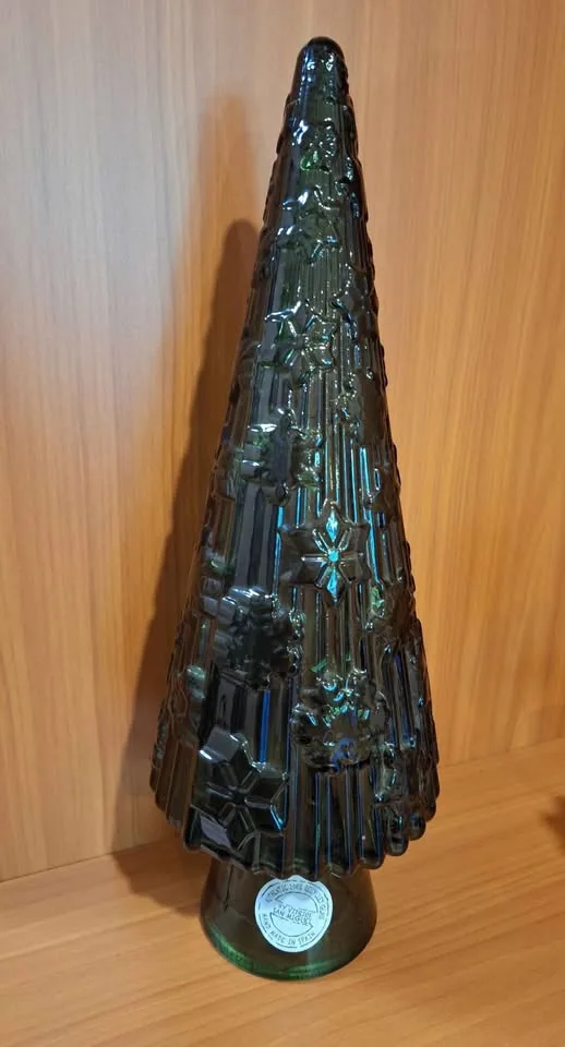 Vidrios San Miguel Green Glass Christmas Tree image indicator(4)