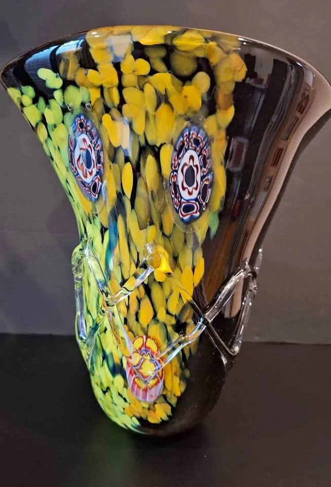 Beautiful multicolored glass vase Murano? unique design H-11.5"