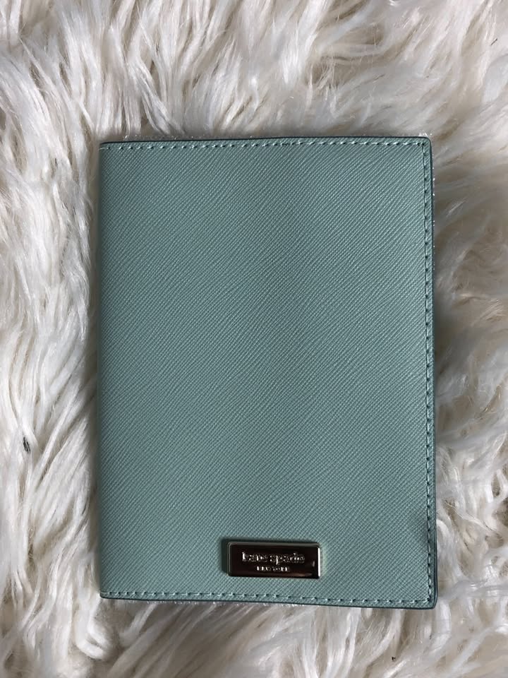 kate spade laurel way passport holder - Green OBO - photo 5