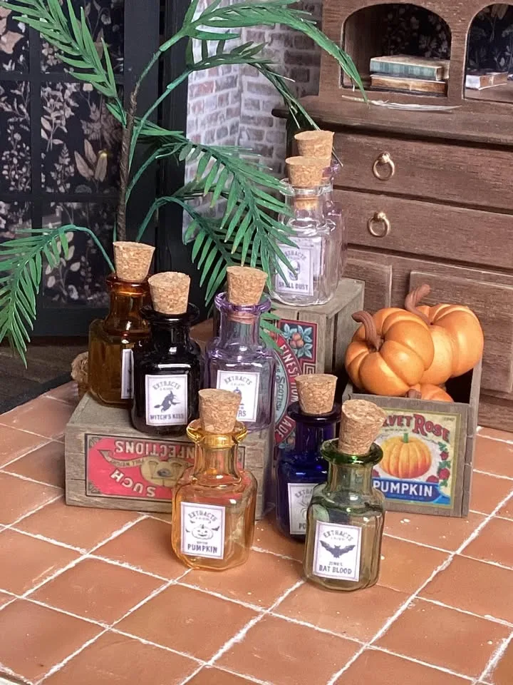 1/12 Scale Miniature Spell Bottles image indicator(2)