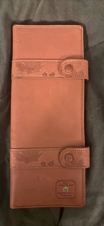 Leather Gold Coin Wallet thumbnail