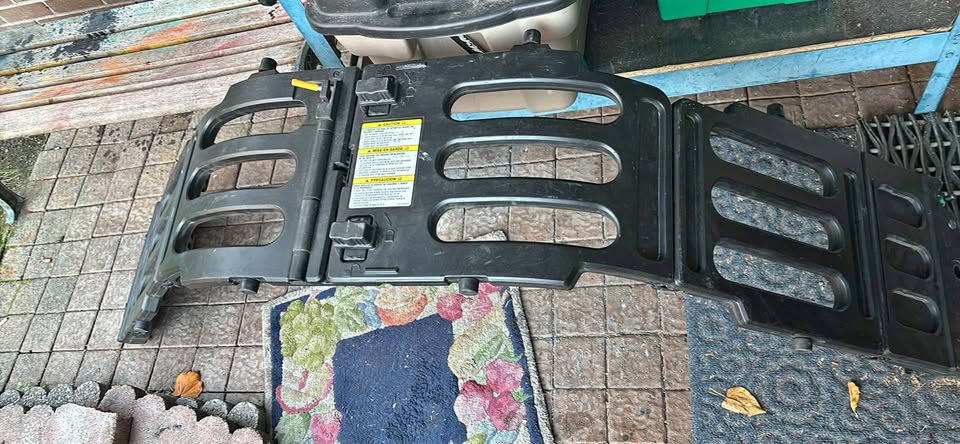 Ford 150 extended cargo gate