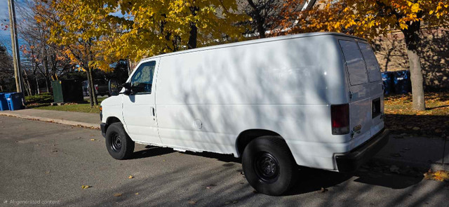 2013 Ford E250 - photo 3