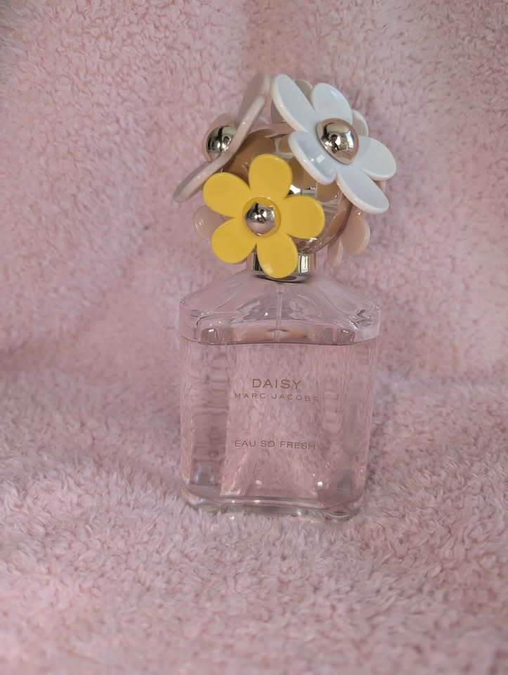Marc Jacobs Daisy eau So Fresh 125ml bottle - photo 2