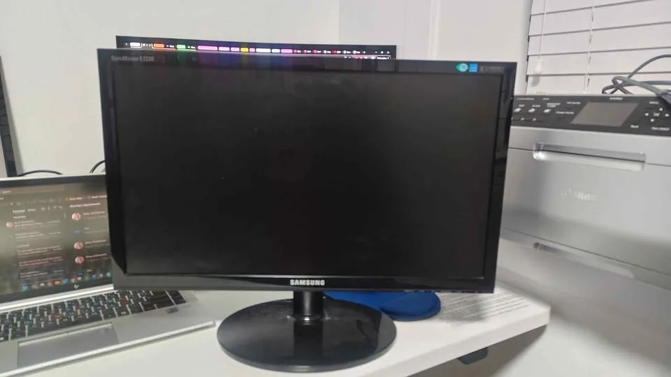 Samsung 22 inch Monitor image indicator(4)