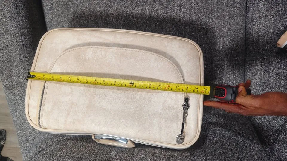 Vintage Jetliner Leather Suitcase (Fraser Heights) image indicator(5)