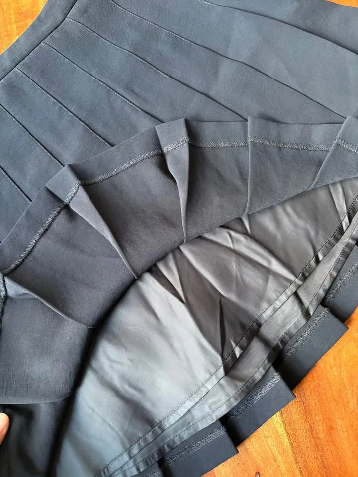 BNWT Wilfred Pleated Miniskirt image indicator(5)