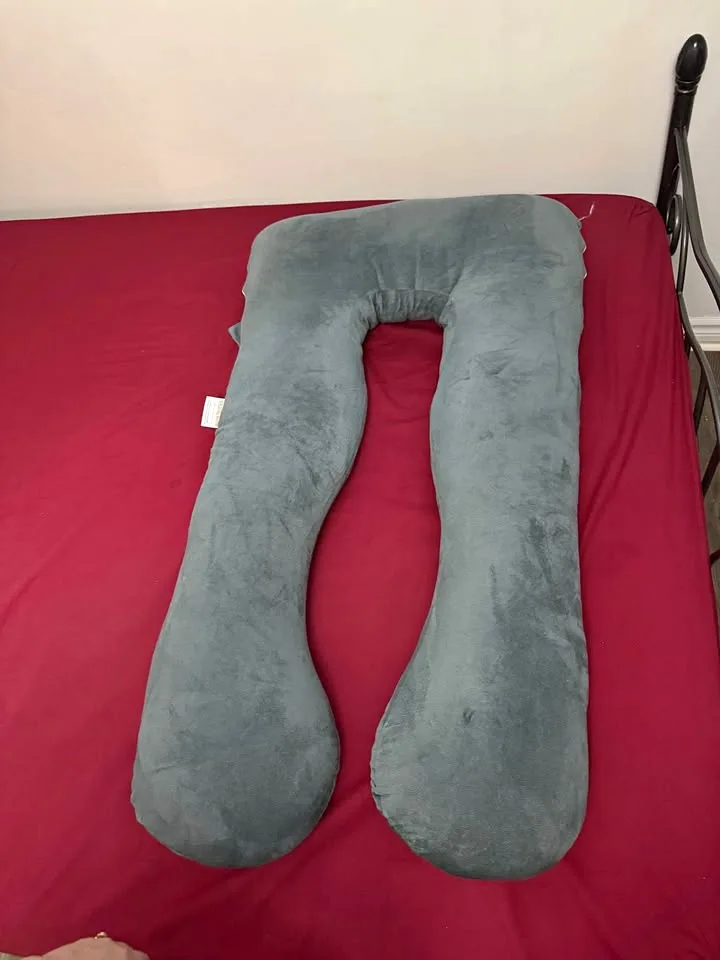 Pregnancy pillow