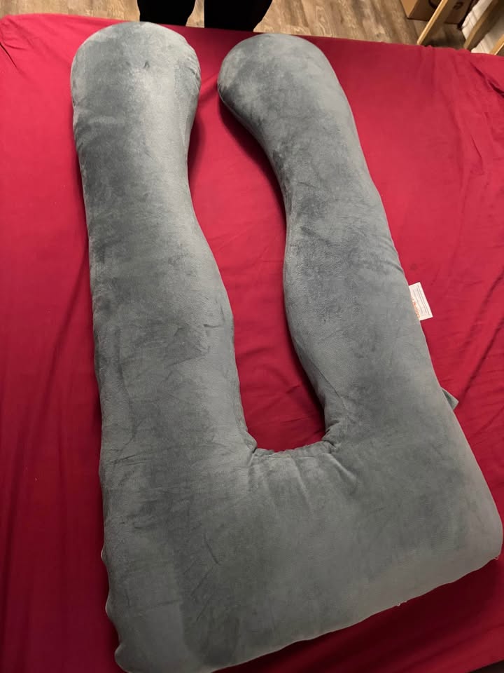 Pregnancy pillow - photo 3