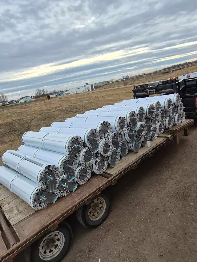 6' Roll up doors. image indicator(3)