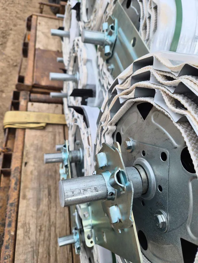 6' Roll up doors. image indicator(4)