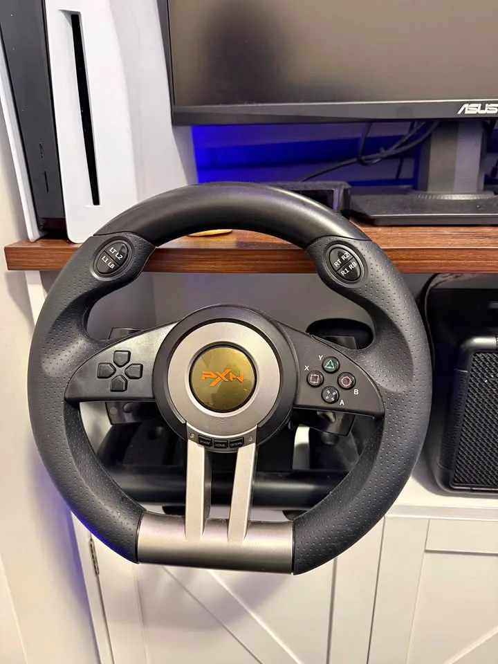 Steering wheel