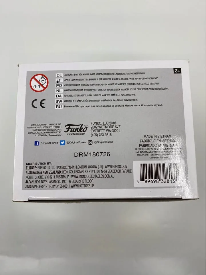 Funko Pop Coraline in Raincoat #423 image indicator(6)