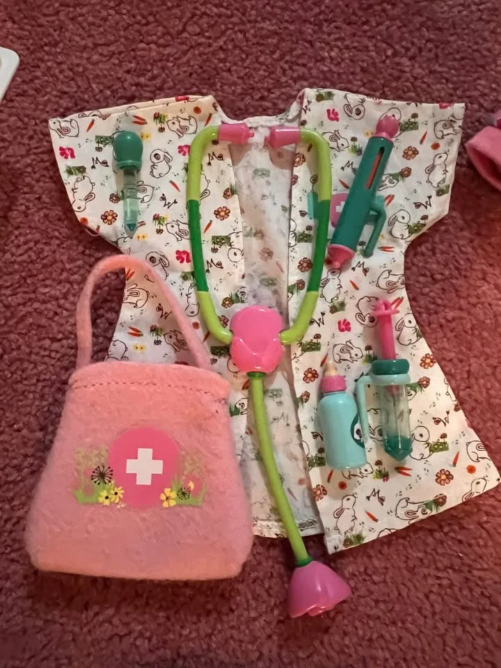 Wellie Wisher Willa plus more image indicator(6)