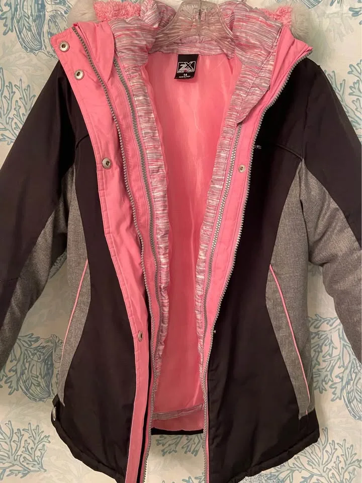 Girl’s Zero Xposure 3-in-1 Winter Coat & Snow/Ski Pants image indicator(7)