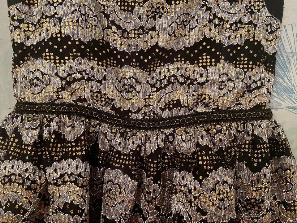 Girl’s fancy black/gold/silver sparkly dress, size 14 image indicator(5)