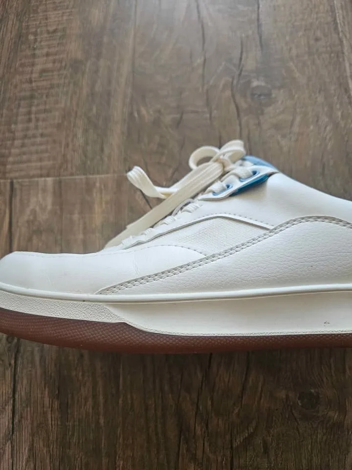 Women's Vessi Courtside Classic Shoes image indicator(3)