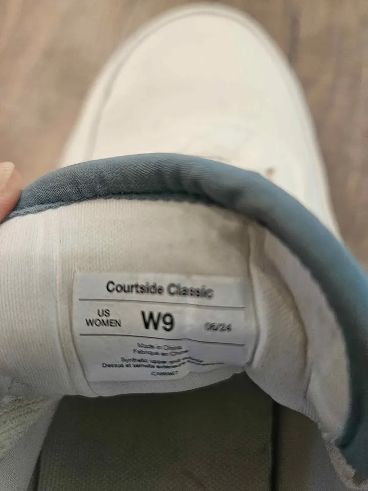 Women's Vessi Courtside Classic Shoes image indicator(5)